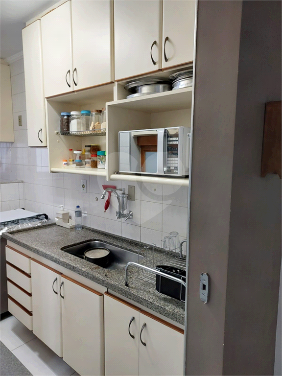 Apartamento à venda com 3 quartos, 77m² - Foto 20