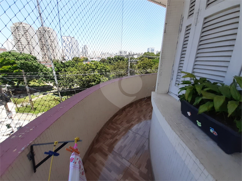 APARTAMENTO em BARRA FUNDA