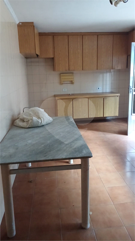 Sobrado à venda com 3 quartos, 240m² - Foto 15