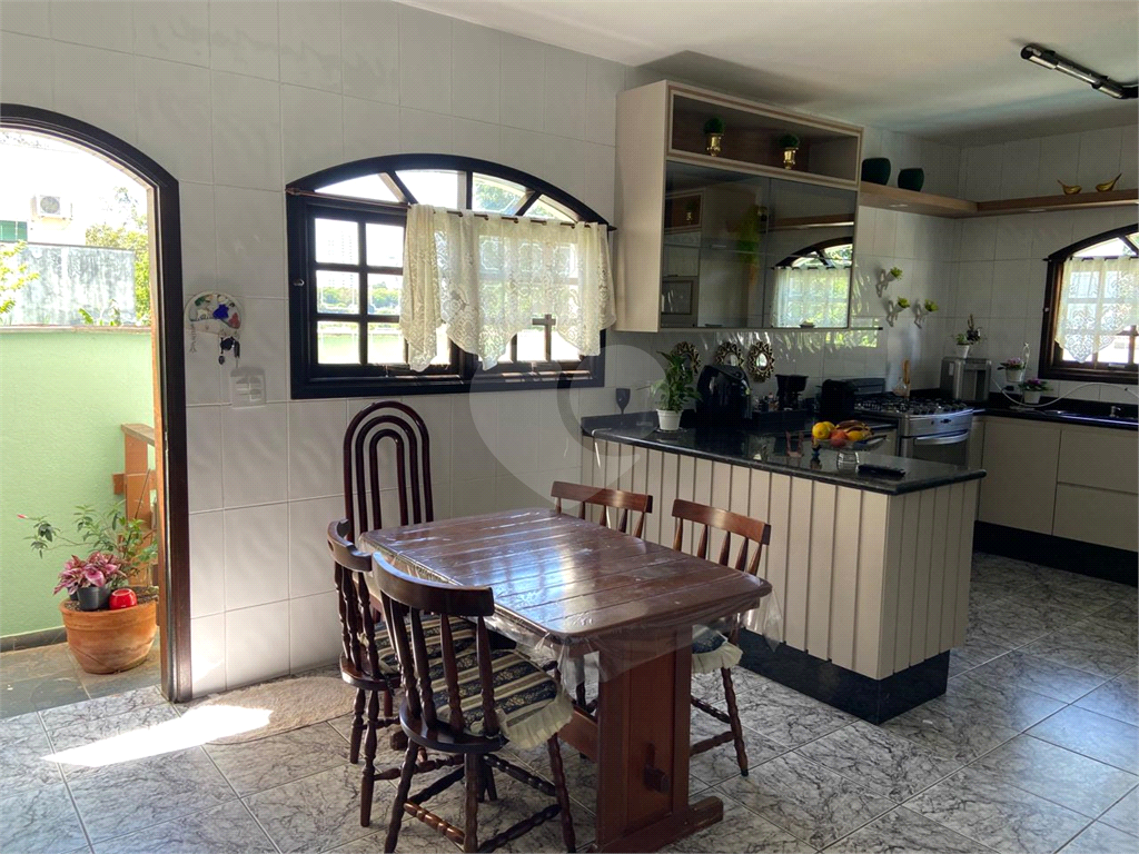  Casa Residencial - Jardim Brasil