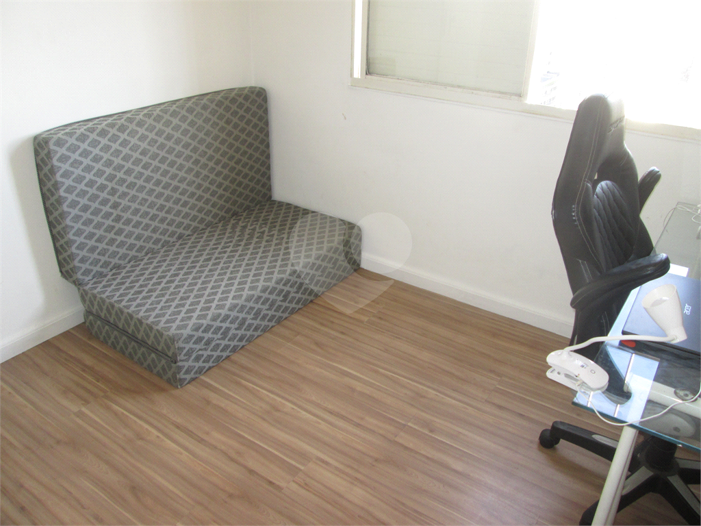 Apartamento duplex com 3 dormitórios, 1 vaga de garagem, andar alto na Jabaquara. 