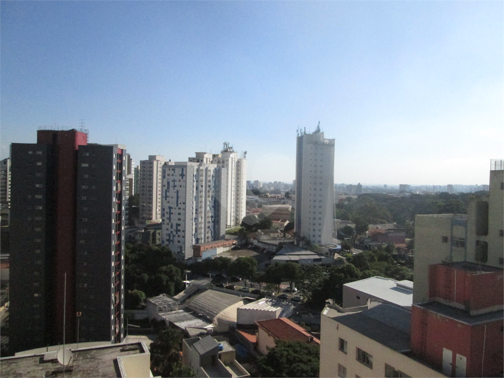 Apartamento duplex com 3 dormitórios, 1 vaga de garagem, andar alto na Jabaquara. 