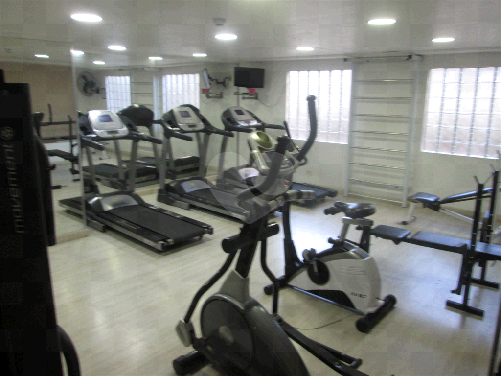 Apartamento duplex com 3 dormitórios, 1 vaga de garagem, andar alto na Jabaquara. 