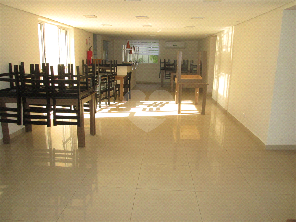 Apartamento duplex com 3 dormitórios, 1 vaga de garagem, andar alto na Jabaquara. 