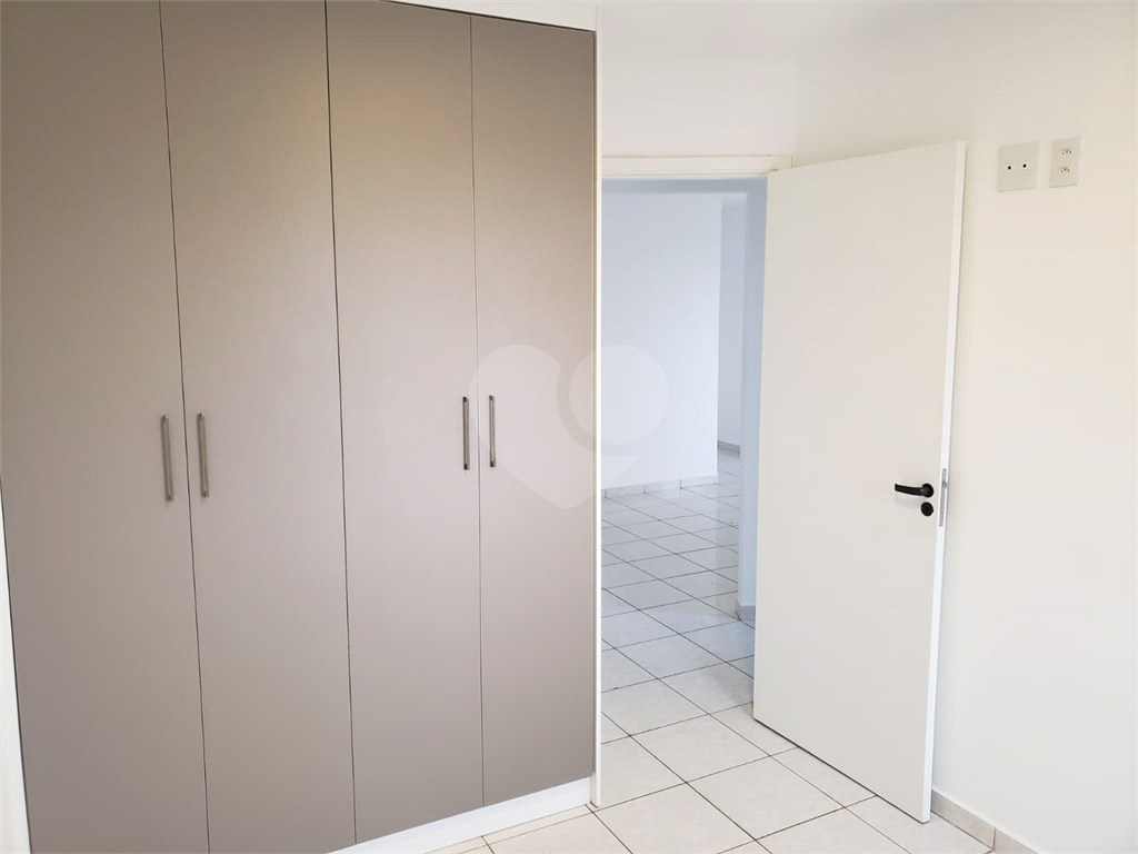 Apartamento à venda com 2 quartos, 55m² - Foto 3