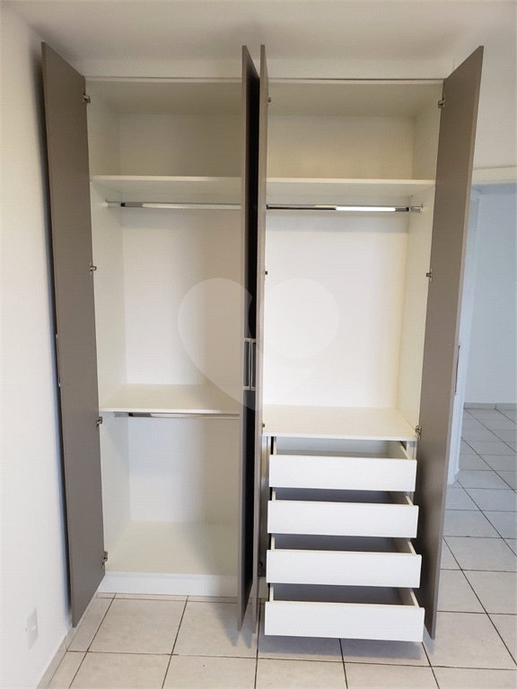 Apartamento à venda com 2 quartos, 55m² - Foto 37