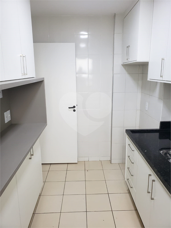 Apartamento à venda com 2 quartos, 55m² - Foto 20