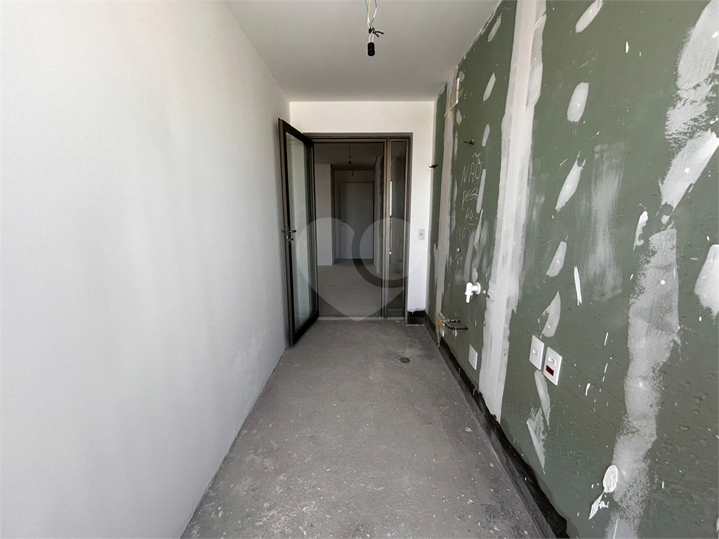 APARTAMENTO À VENDA NA VILA CLEMENTINO 