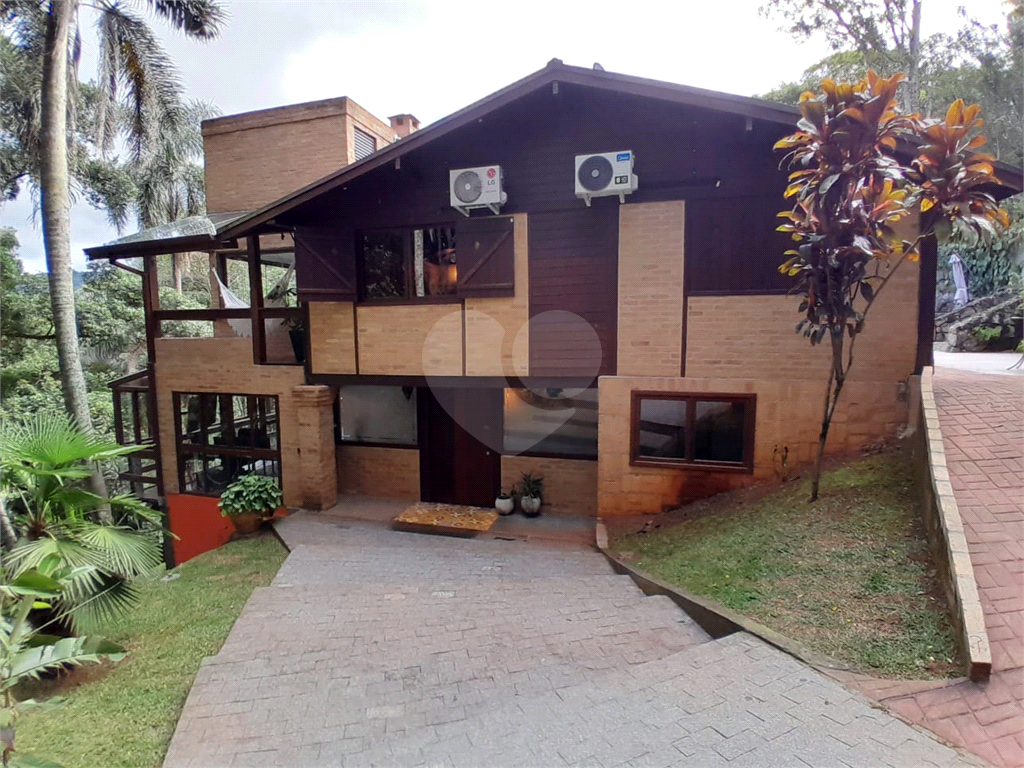 Sobrado à venda com 3 quartos, 250m² - Foto 45