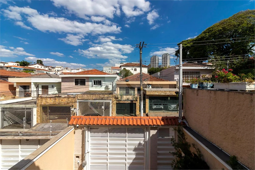 SOBRADO em ÁGUA FRIA