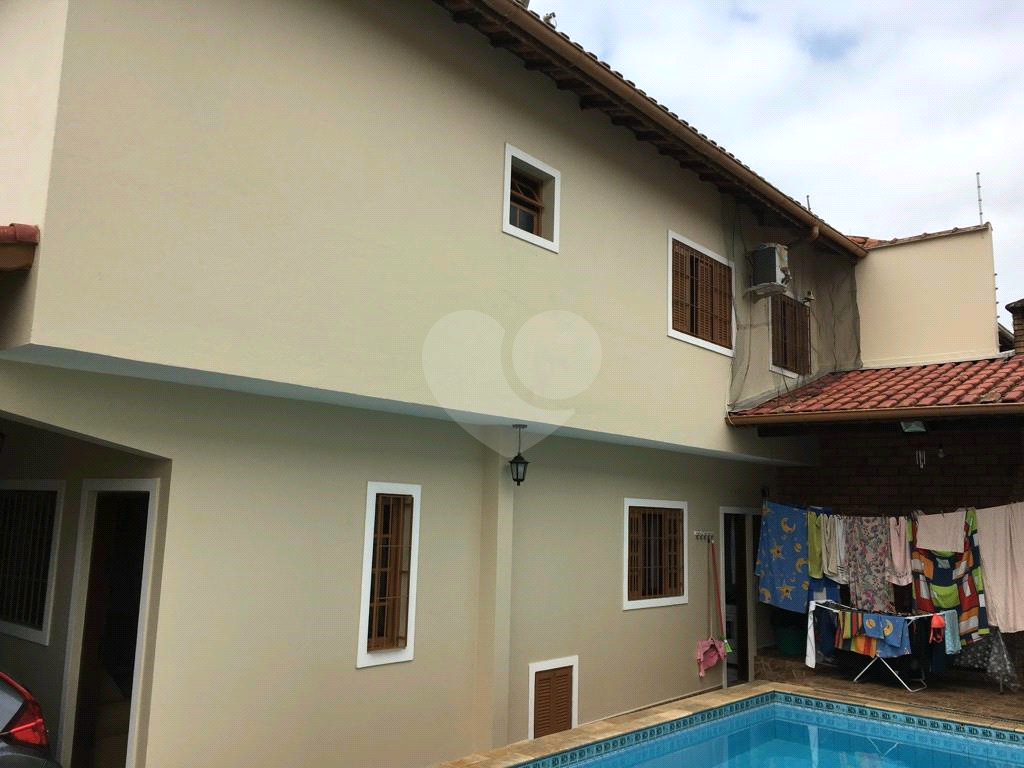 Excelente Sobrado em Itanhaem 