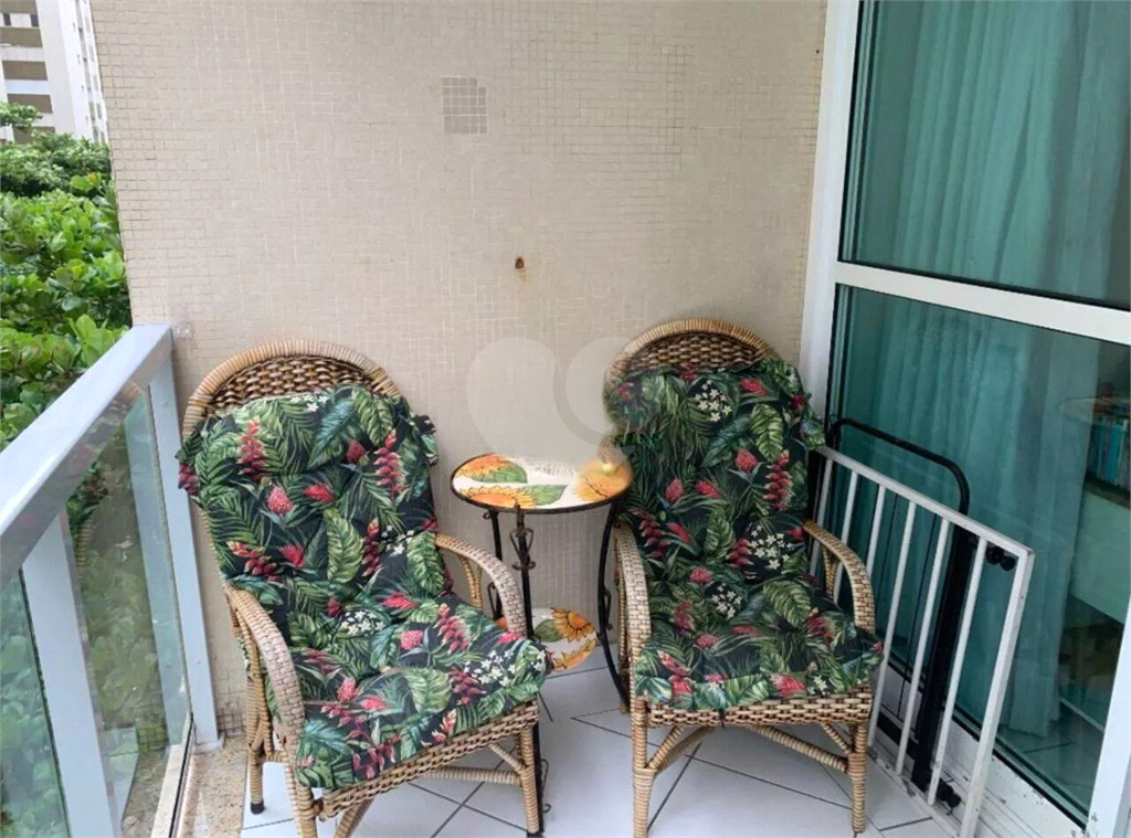 Apartamento à venda no Guarujá Pitangueiras com 3 dormitórios 1 vaga com 171m2.