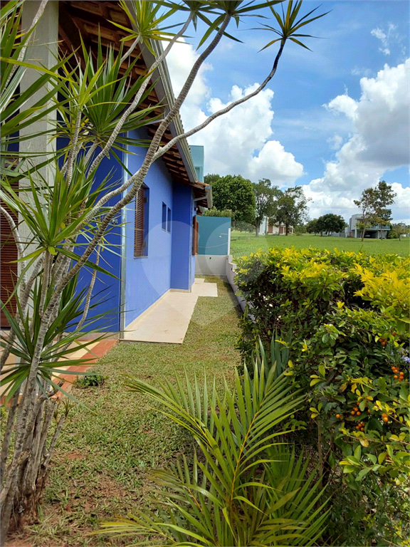 Linda e aconchegante casa em condomínio fechado c infraestrutura, internet, lazer, portaria 24h. 
