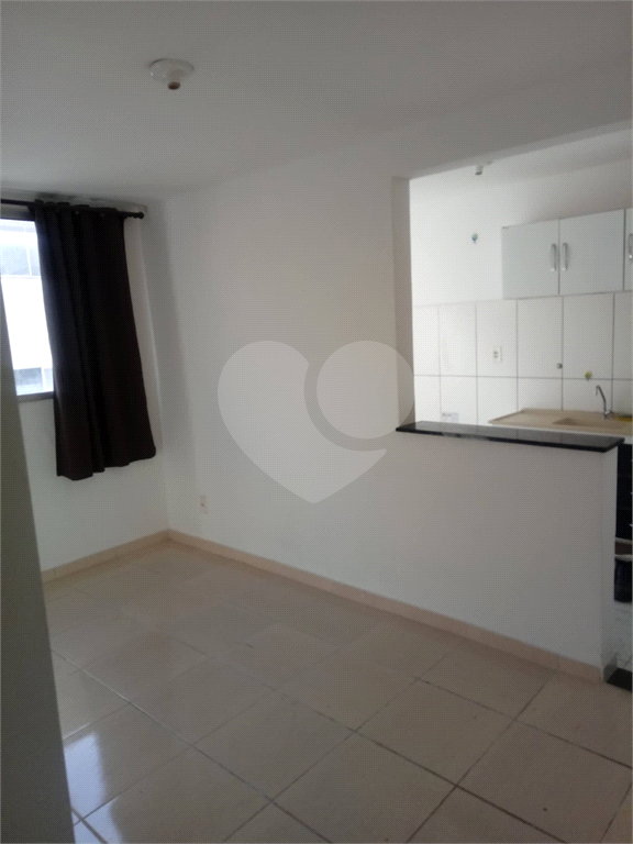 Apartamento à venda com 2 quartos, 47m² - Foto 2