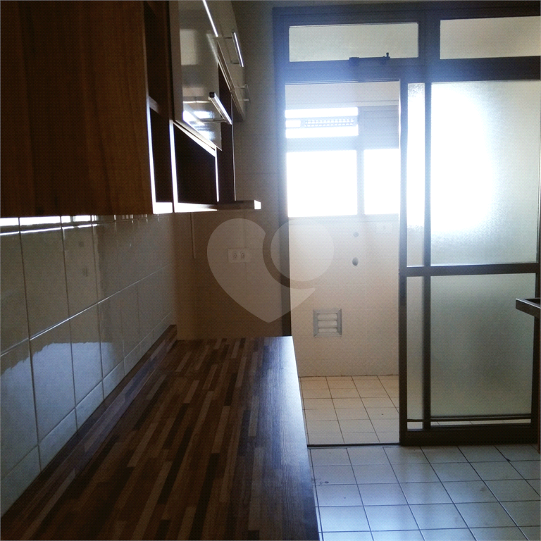 Apartamento à venda com 2 quartos, 63m² - Foto 10