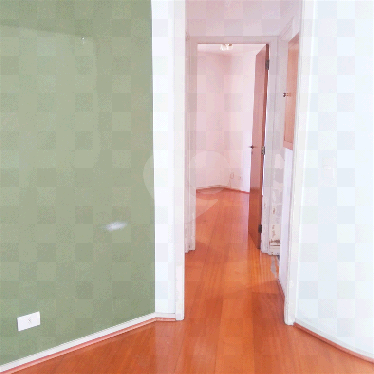 Apartamento à venda com 2 quartos, 63m² - Foto 2