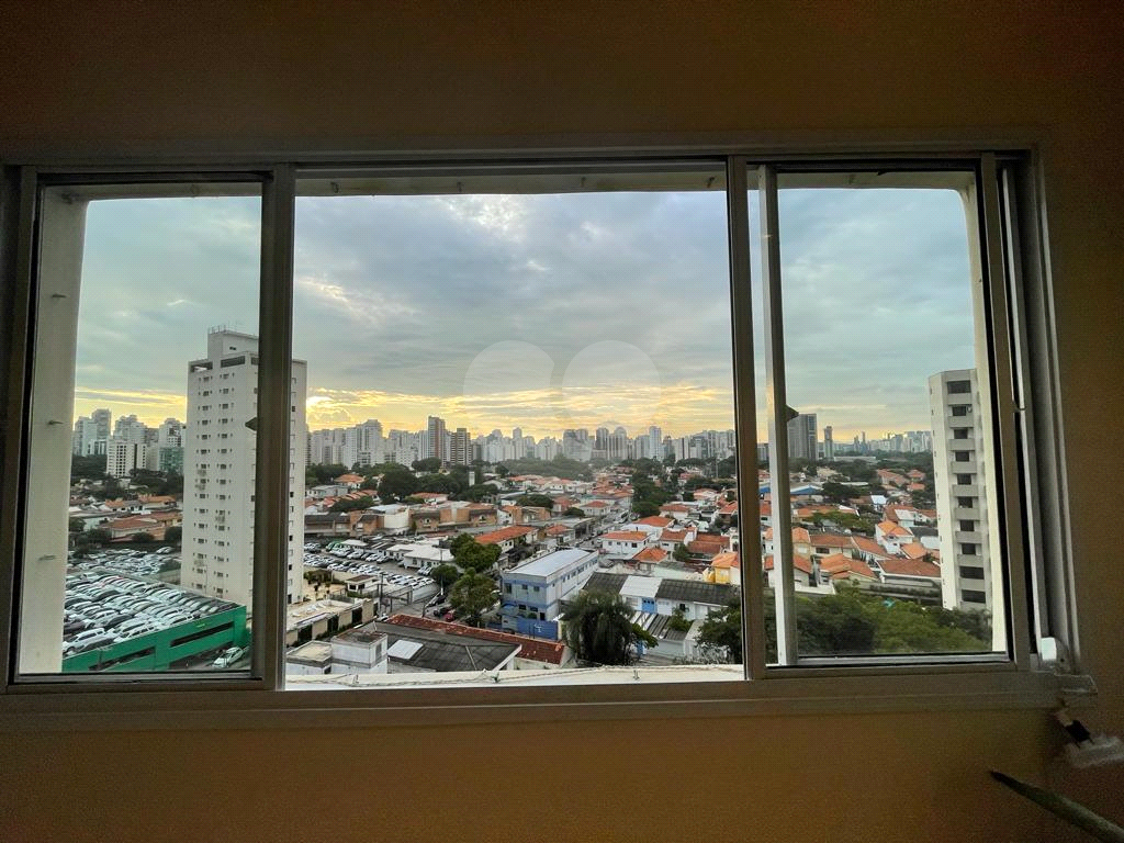Ótimo apartamento no Campo Belo