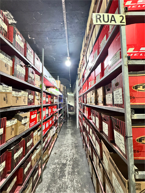 Vende-se: Prédio Comercial Locado na Av. Cupecê – Investimento com Retorno Imediato!