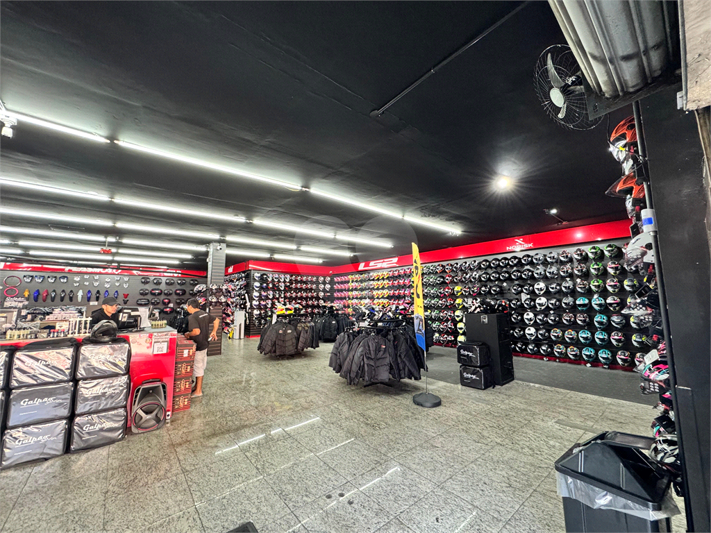 Vende-se: Prédio Comercial Locado na Av. Cupecê – Investimento com Retorno Imediato!