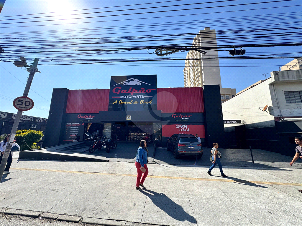 Vende-se: Prédio Comercial Locado na Av. Cupecê – Investimento com Retorno Imediato!