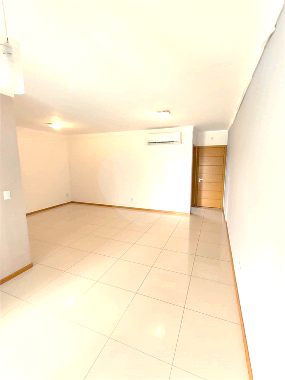 Apartamento à venda com 3 quartos, 112m² - Foto 7