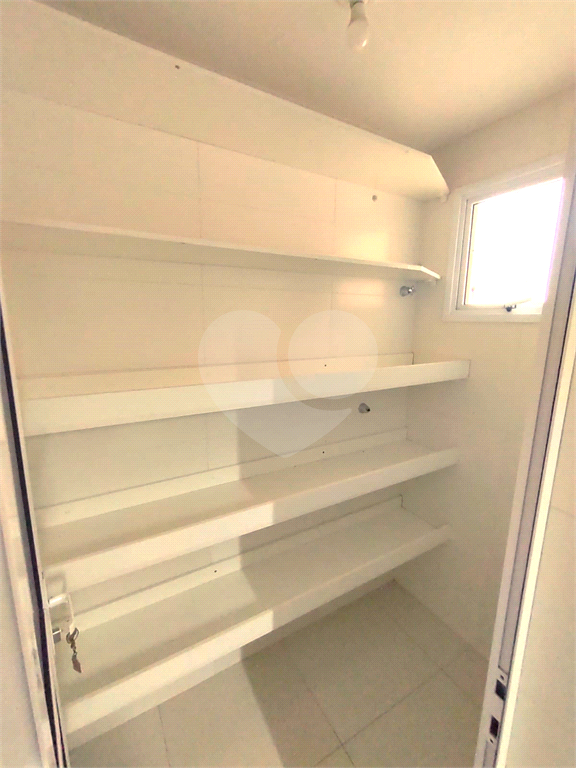 Apartamento à venda com 3 quartos, 112m² - Foto 17