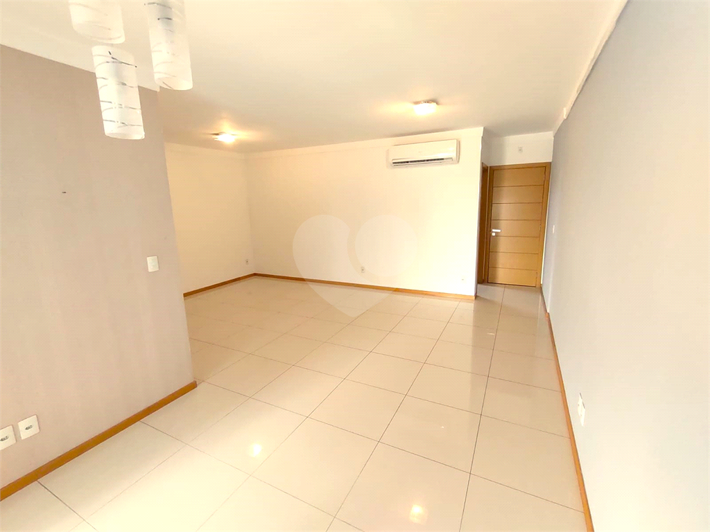 Apartamento à venda com 3 quartos, 112m² - Foto 5