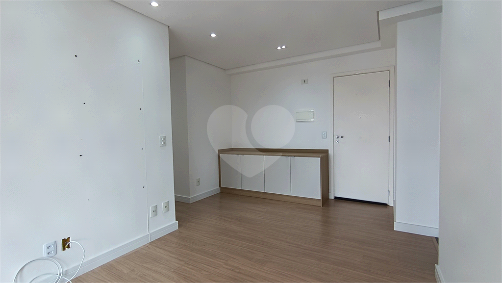 APARTAMENTO em TREMEMBÉ