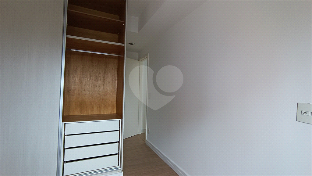 APARTAMENTO em TREMEMBÉ