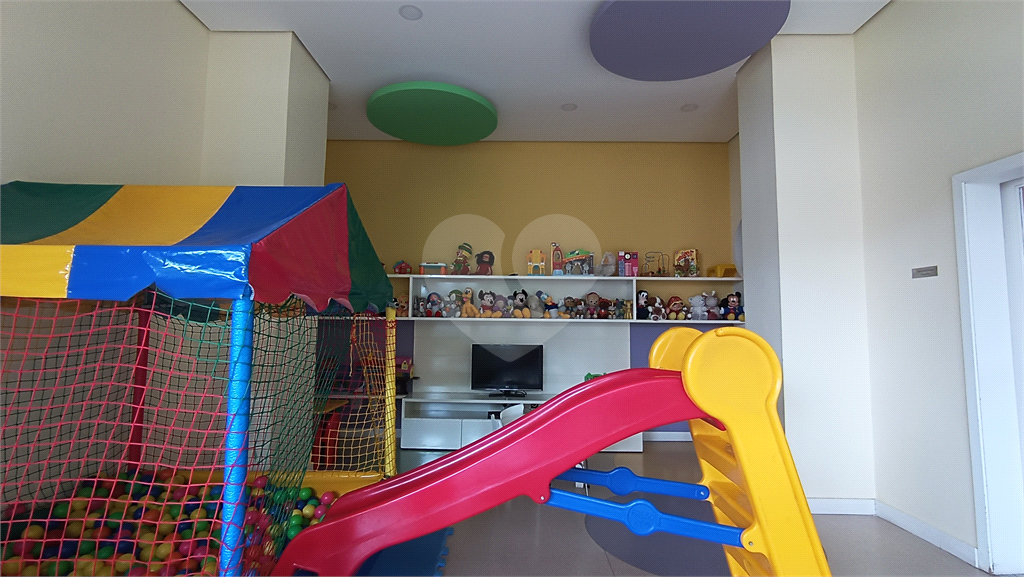 APARTAMENTO em TREMEMBÉ