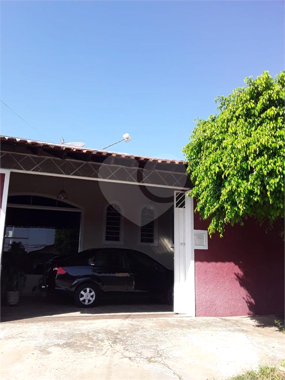 Casa à venda com 2 quartos, 190m² - Foto 15