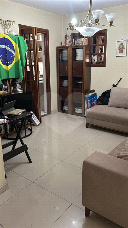 Apartamento a Venda em Higienópolis com 2 quartos