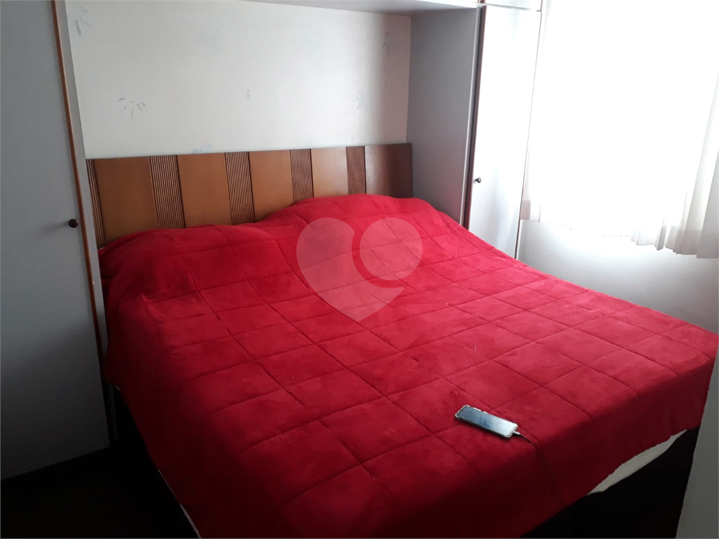 APARTAMENTO em SANTANA