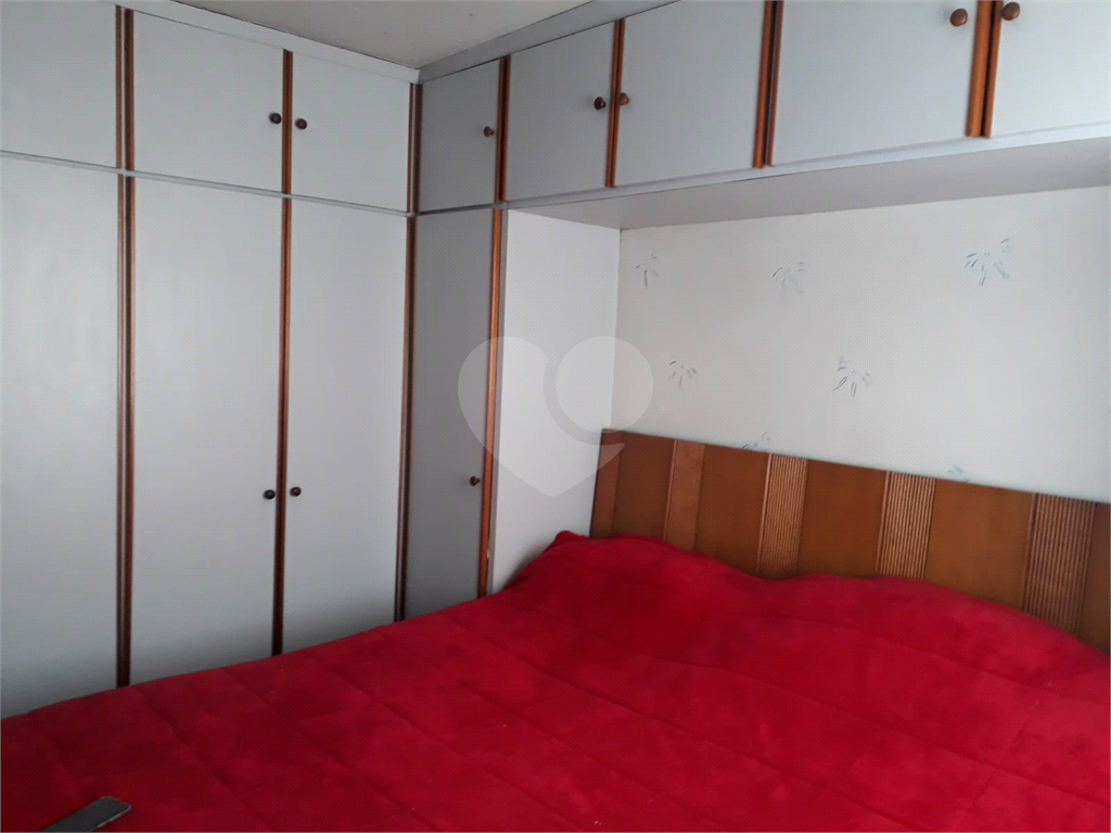APARTAMENTO em SANTANA