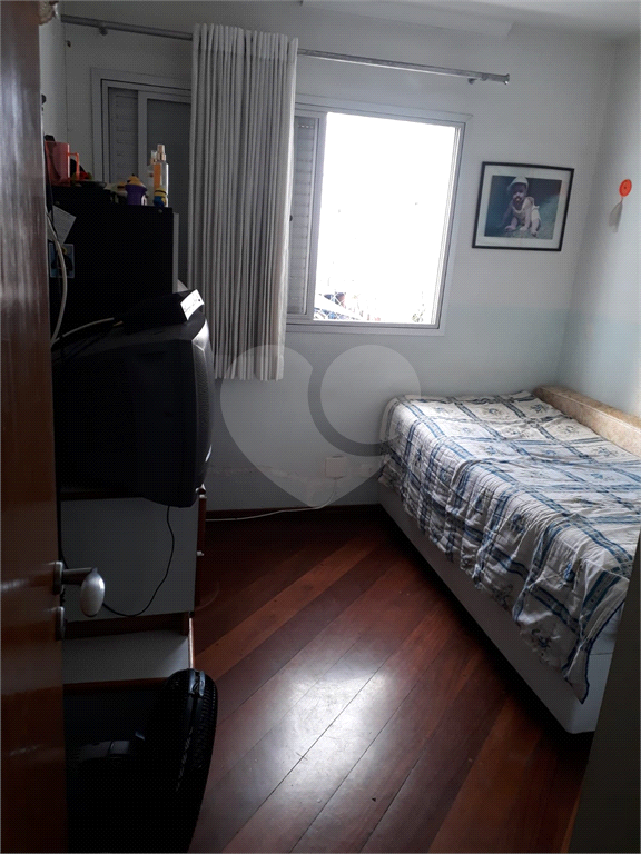 APARTAMENTO em SANTANA