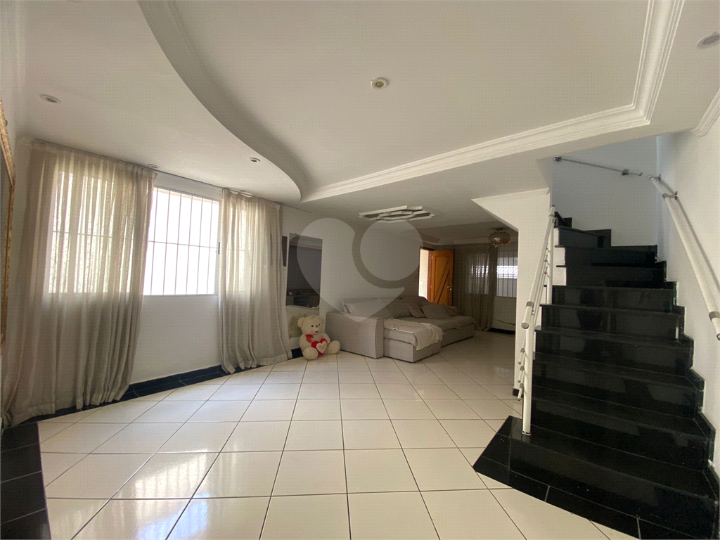 Sobrado para Locação – Jardim São Paulo | R$ 6.500,00 (pacote)