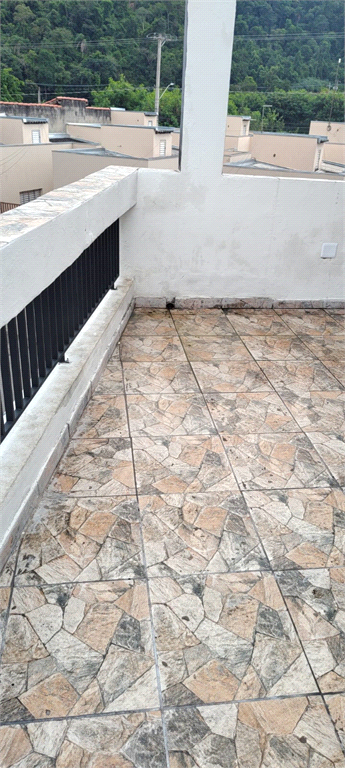 Casa à venda com 2 quartos, 197m² - Foto 2