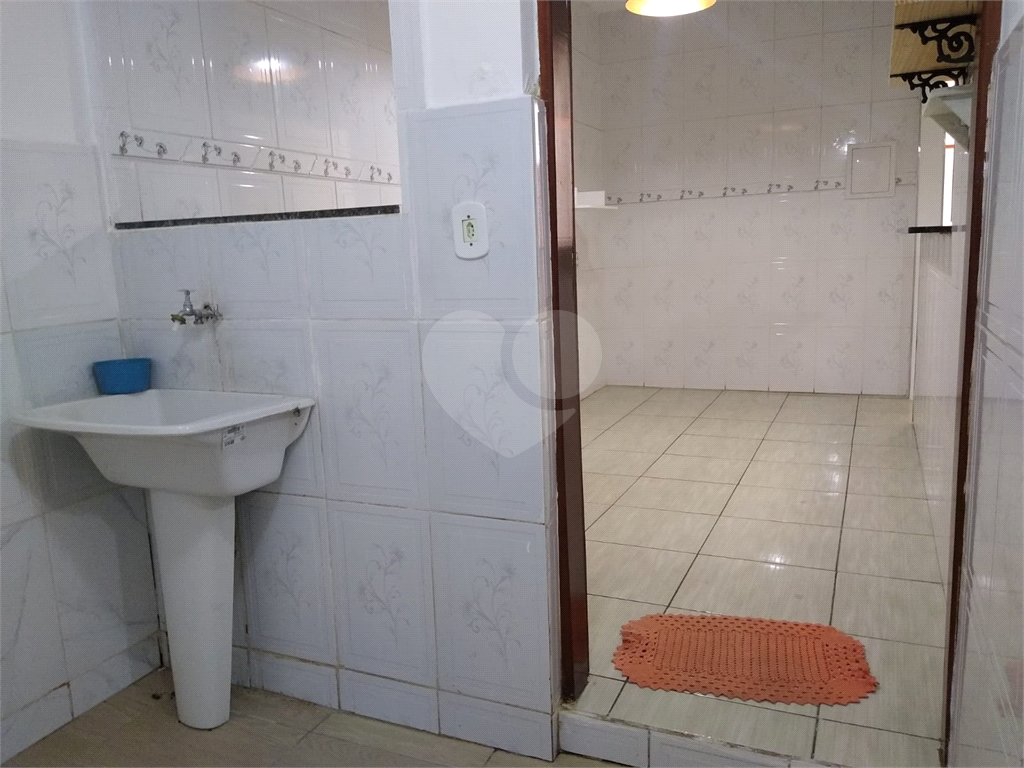 Casa à venda e aluguel com 3 quartos, 150m² - Foto 12