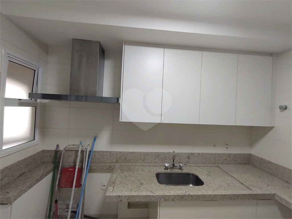 Apartamento à venda com 3 quartos, 112m² - Foto 12