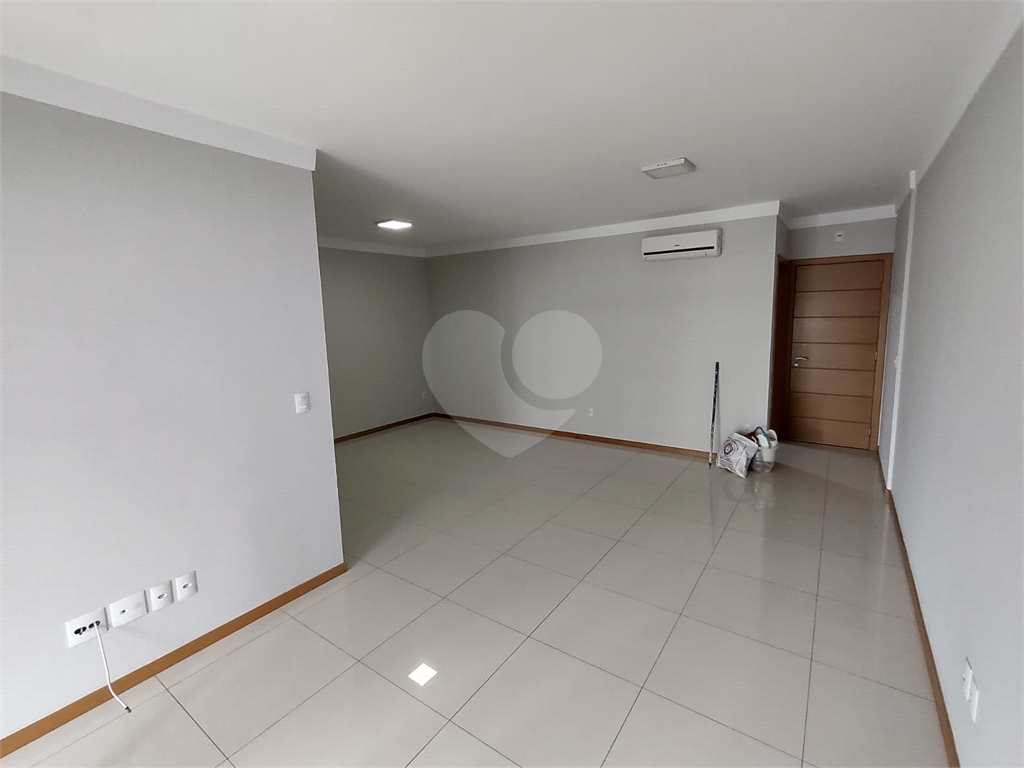 Apartamento à venda com 3 quartos, 112m² - Foto 5