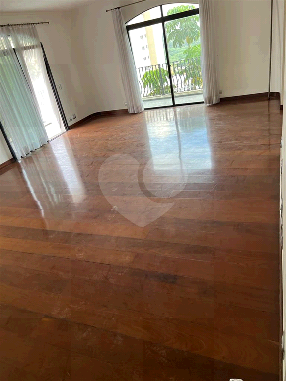 Lindo Apto de alto padrão 