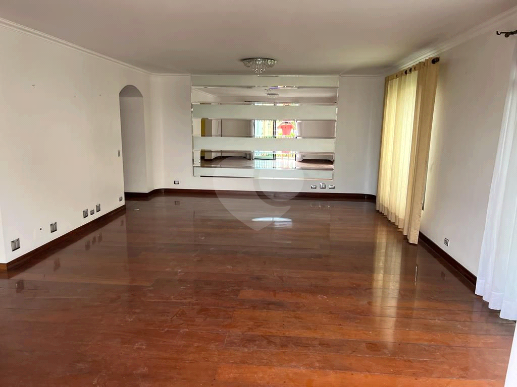 Lindo Apto de alto padrão 
