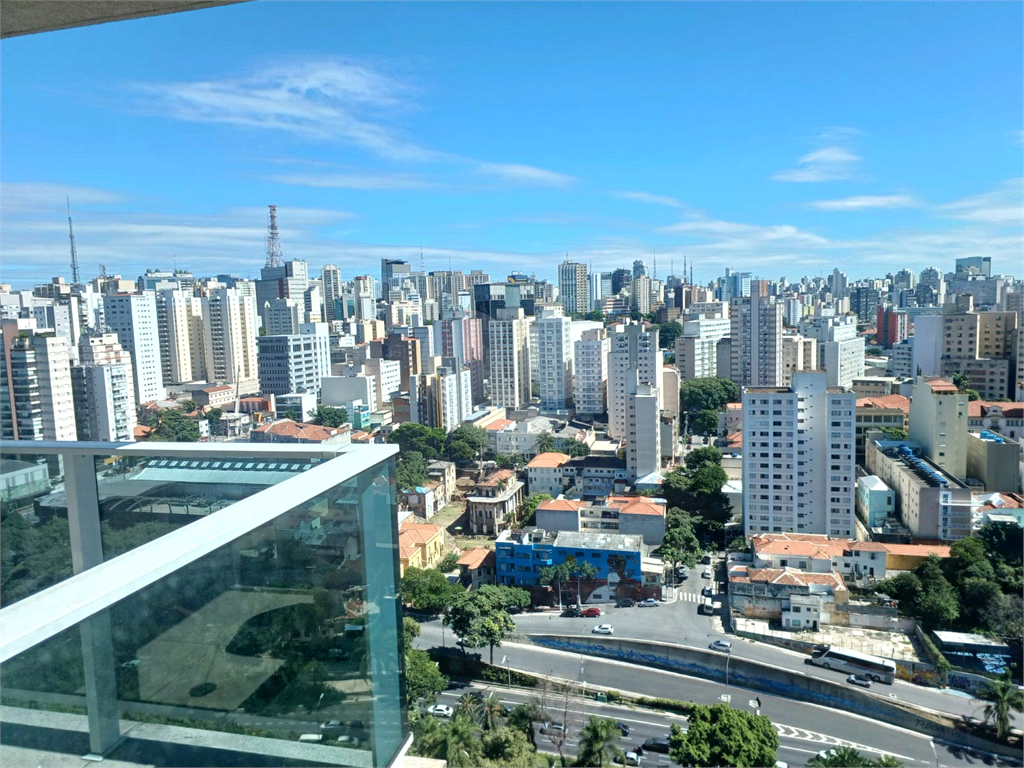 Sala Comercial ao lado da Estação São Joaquim - Avenida da Liberdade - Liber Office