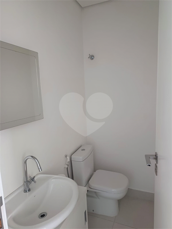 Sala Comercial ao lado da Estação São Joaquim - Avenida da Liberdade - Liber Office