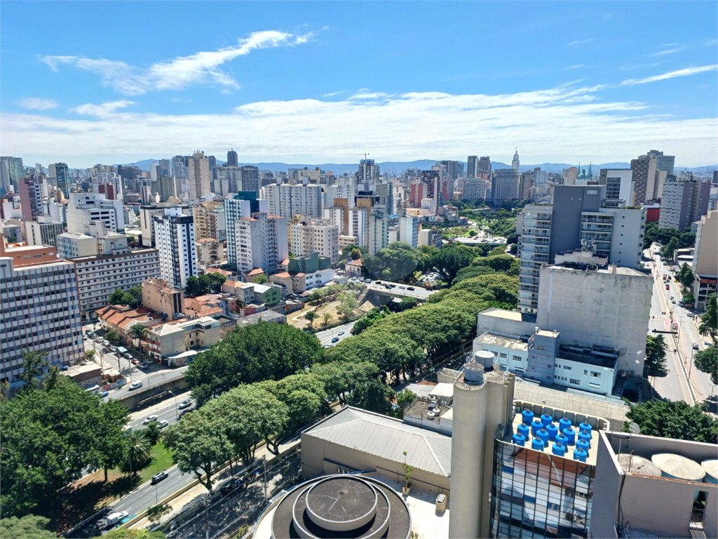 Sala Comercial ao lado da Estação São Joaquim - Avenida da Liberdade - Liber Office