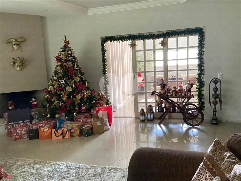 Chácara à venda com 4 quartos, 754m² - Foto 4
