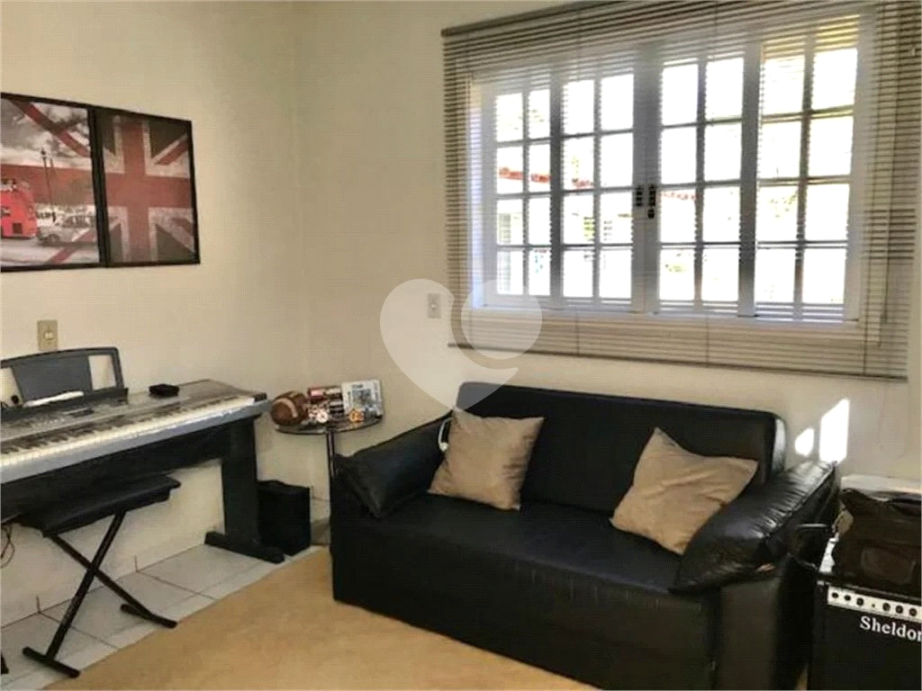 Chácara à venda com 4 quartos, 754m² - Foto 40