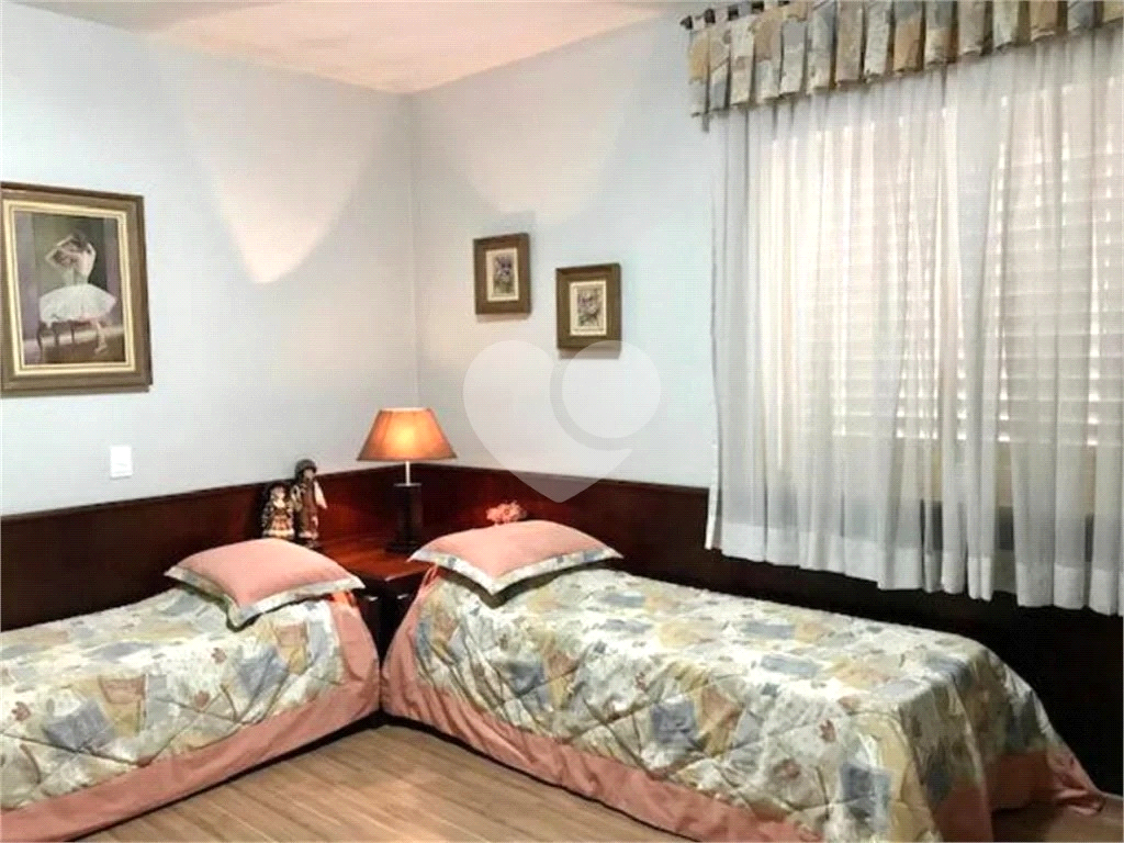 Chácara à venda com 4 quartos, 754m² - Foto 20