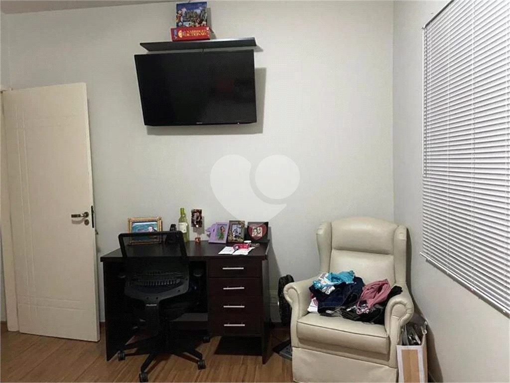 Chácara à venda com 4 quartos, 754m² - Foto 18