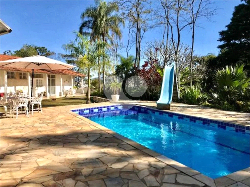 Chácara à venda com 4 quartos, 754m² - Foto 13